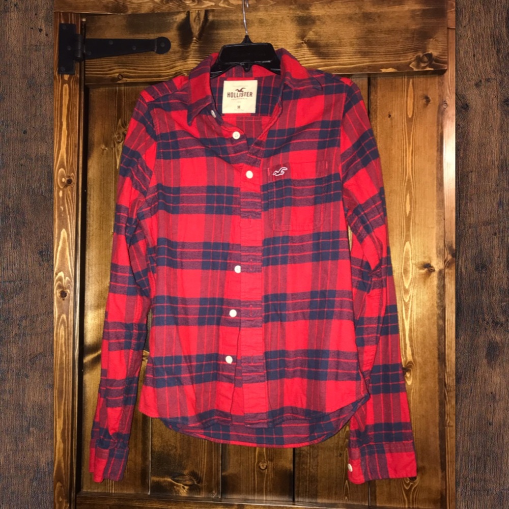 ❌SOLD❌ Men’s Hollister Plaid Button Up